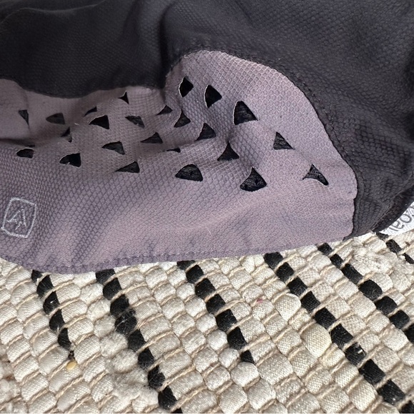 Hat - Picture 6 of 12